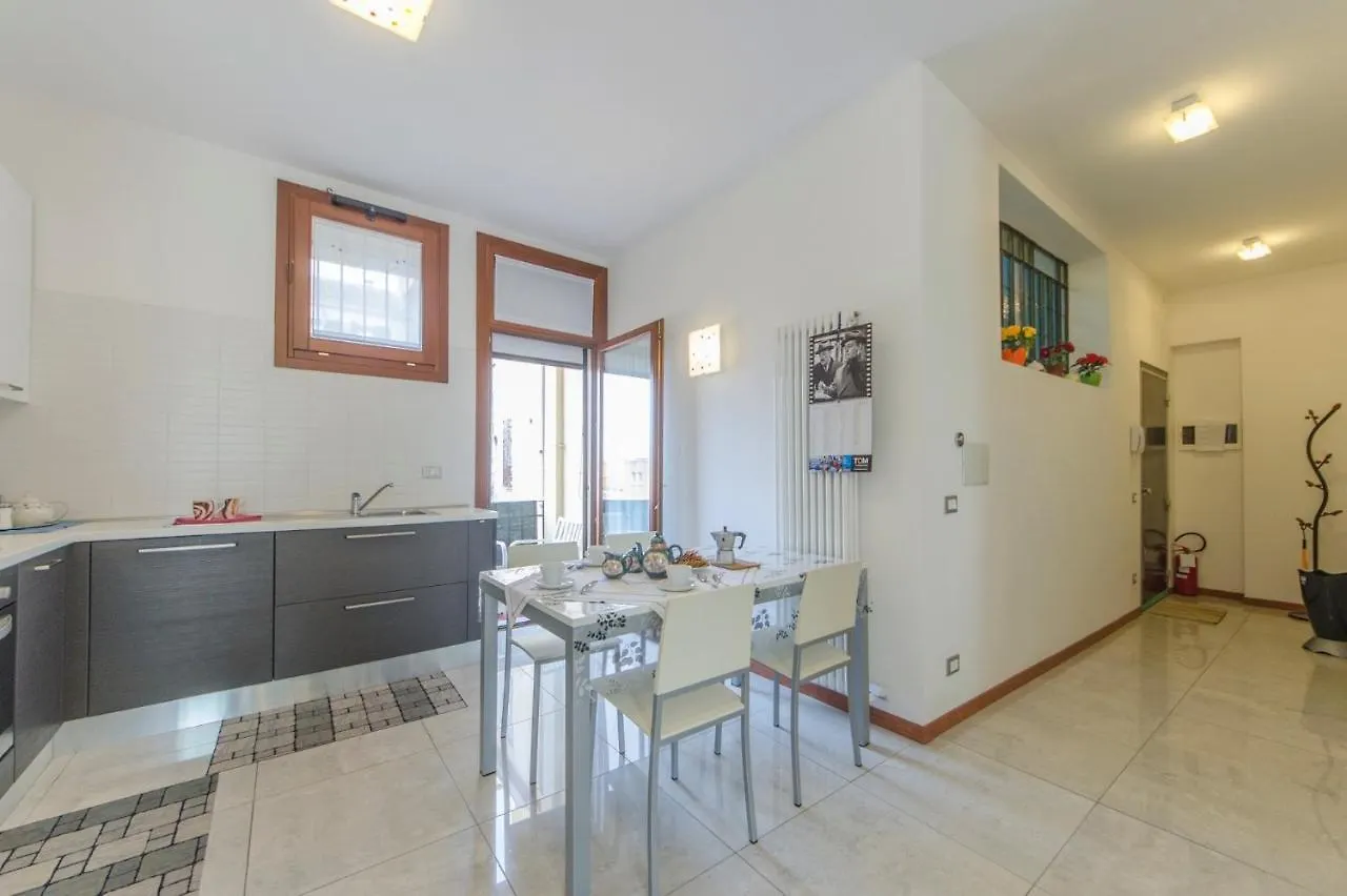 Residenza Leon D'Oro Appartement Venetië